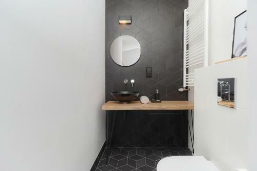Apartment 2waters Wroc?aw By Renters