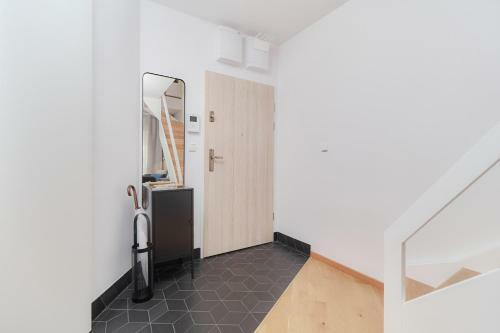Apartment 2waters Wroc?aw By Renters