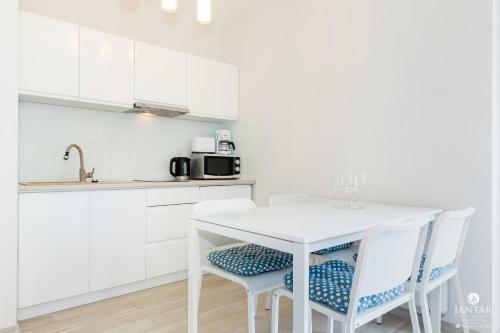 Jantar Apartamenty - 5 M�rz Siano??ty