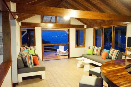 Hotel Oceania Villas