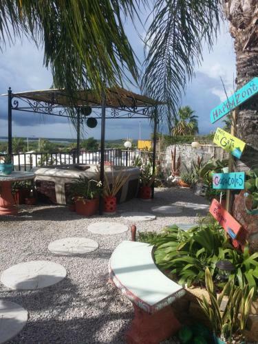 Posada Casa Bonita Inn