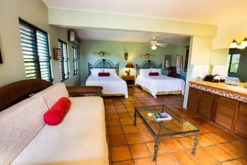 Hotel Hacienda Tamarindo