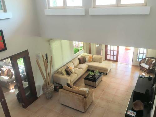 Villa Iris 2 Story Ocean View Villa W/ Pool Access