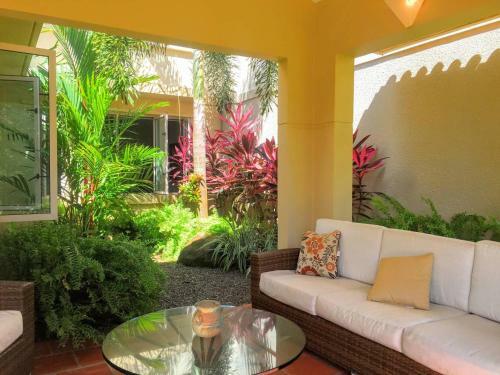 Villa Iris 2 Story Ocean View Villa W/ Pool Access