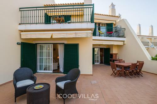 Villa Lorenzo - Walking Distance To Beach
