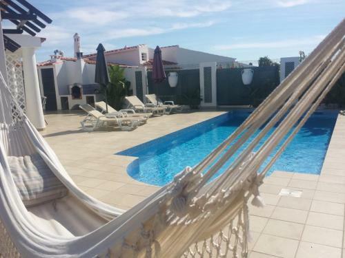 Villa 2, Cozy On Oura Beach, Albufeira