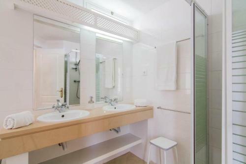 Villa 2, Cozy On Oura Beach, Albufeira