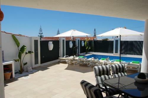 Villa 2, Cozy On Oura Beach, Albufeira