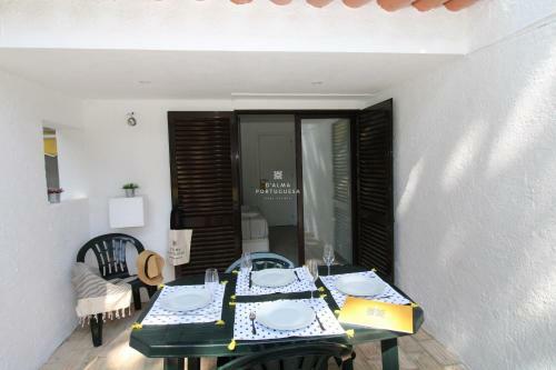 Apartment A�oteias Dalma Pine Tree