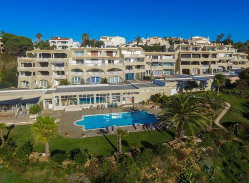 Aveiros Beach Apartment - D�alma Poncet