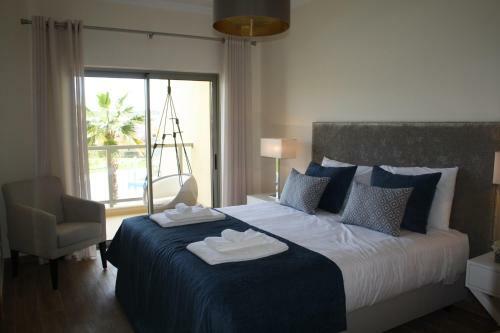 At73, Luxury 1 Bed Apartment Albufeira Marina Gardens