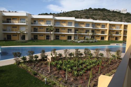 At73, Luxury 1 Bed Apartment Albufeira Marina Gardens