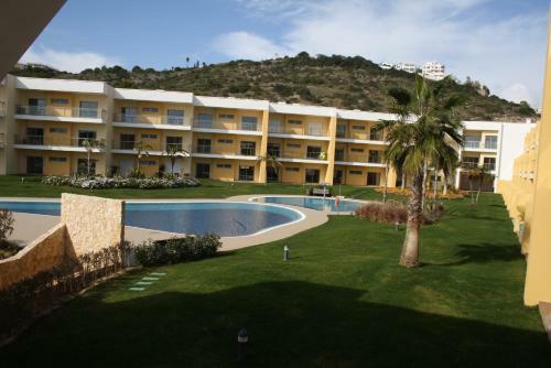 At73, Luxury 1 Bed Apartment Albufeira Marina Gardens