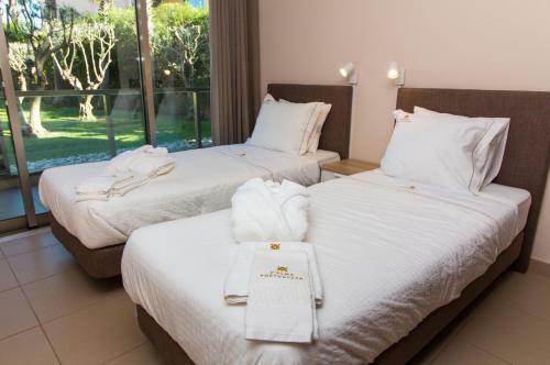 Apartment Salgados Beach- D�alma Garden View