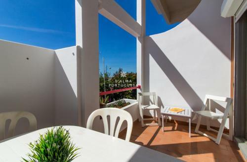 D�alma Village Apartment
