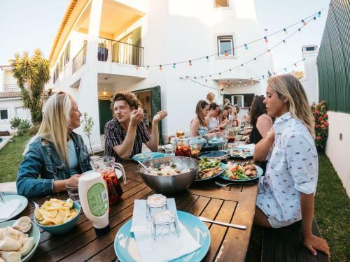 Albergue Surf Cascais - Surf Villa