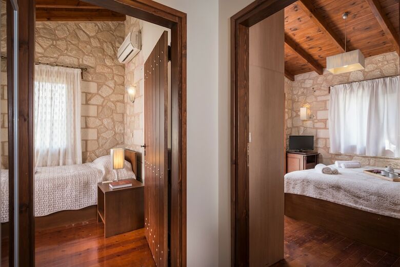 Hotel Spilia Village