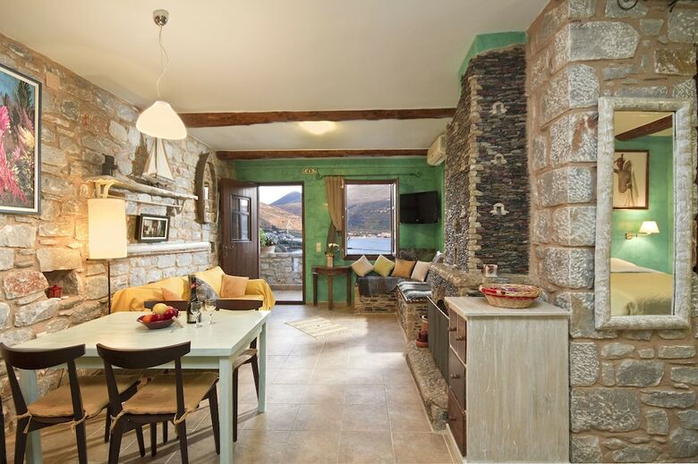 Hostal Elixirion