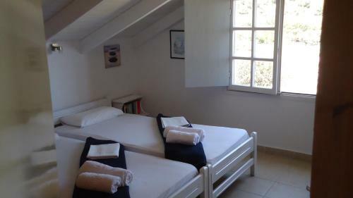 Galini Studios & Apartments