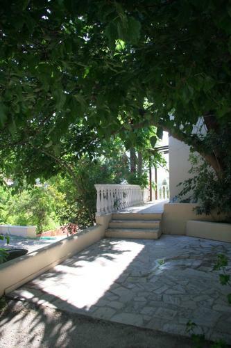 Karavados Beach Hotel