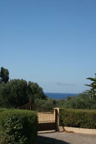 Karavados Beach Hotel