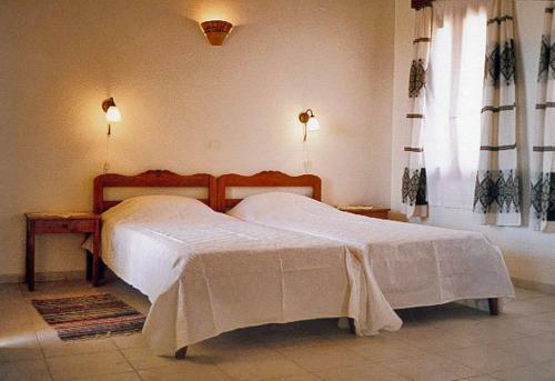 Eriki Studios & Apartments