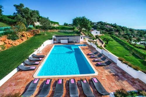 Almancil Villa Sleeps 18 Pool