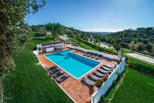 Almancil Villa Sleeps 18 Pool