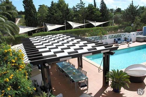Alto Da Cerca Apartment Sleeps 3 With Pool And Air Con