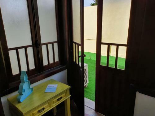 Hostal Urban Suites