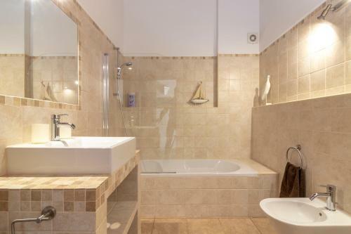 Villa Diane Luxury Cottage Ocean Views Pool