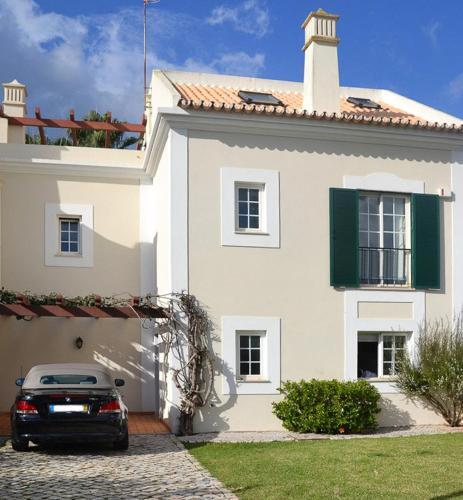 Benfarras Villa Sleeps 10 With Pool And Air Con