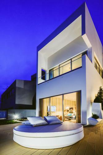 Luxury Villa Carlota With Private Pool