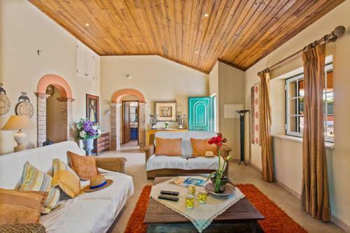 Villa Carvoeiro For 4 By Galantevasques