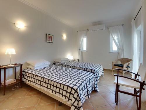 Elegant Villa In Carvoeiro With Swimming Pool