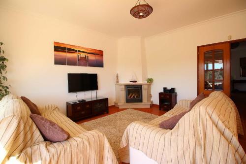 Hostal Townhouse Mia Panoramic Views Communal Pool