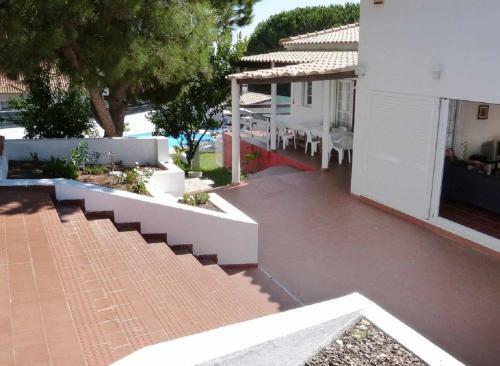 Villa Charneca