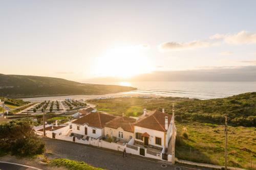 Albergue Lapoint Surf Camp Ericeira