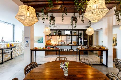 Albergue Lapoint Surf Camp Ericeira