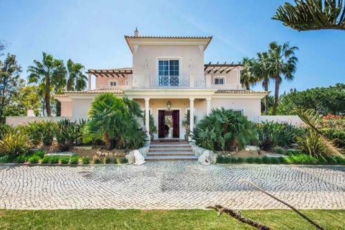 Escanxinhas Villa Sleeps 8 With Pool Air Con And Wifi