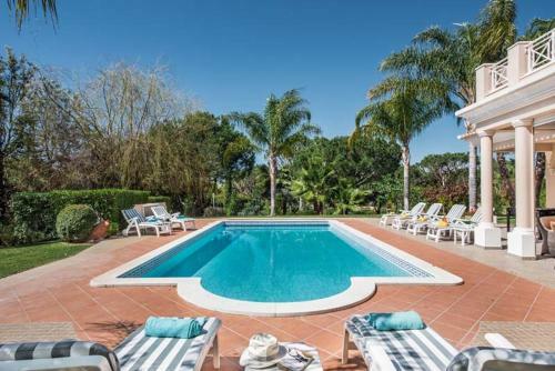 Escanxinhas Villa Sleeps 8 With Pool Air Con And Wifi