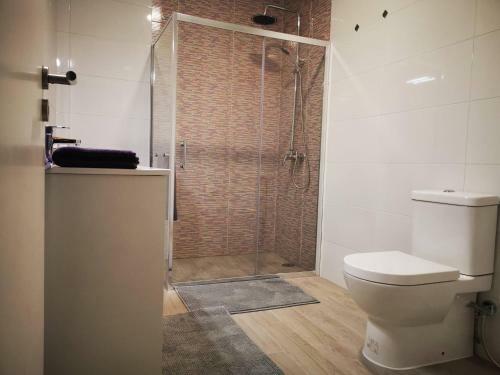 Hostal Luxury Room For 6 - Guesthouse