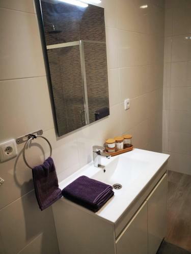 Hostal Luxury Room For 6 - Guesthouse