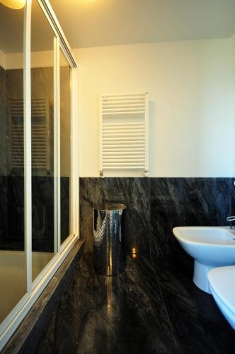 Cristelo Villa Sleeps 10 With Pool Air Con And Wifi