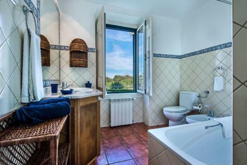 Vale Da Canada Villa Sleeps 19