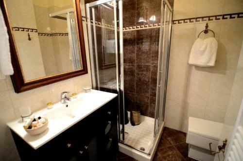 Korina Gallery Hotel
