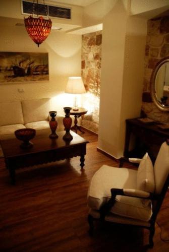 Korina Gallery Hotel