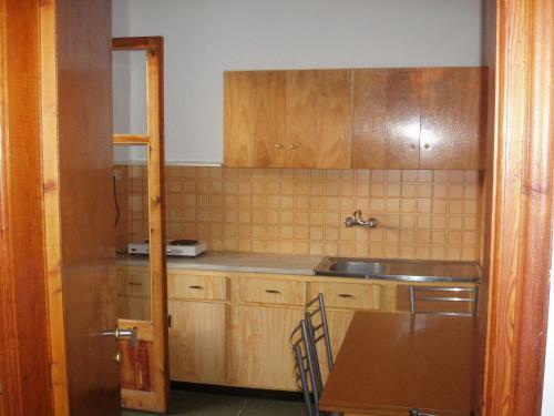 Eleni Studios & Apartments