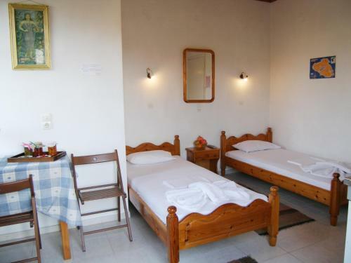Diamanti Studios & Apartments