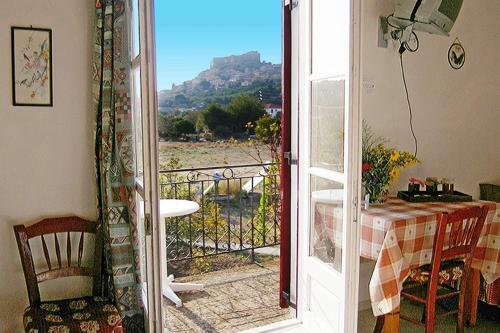 Diamanti Studios & Apartments